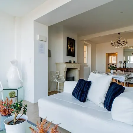 Bellevue With Panoramic Sea View Villa *
