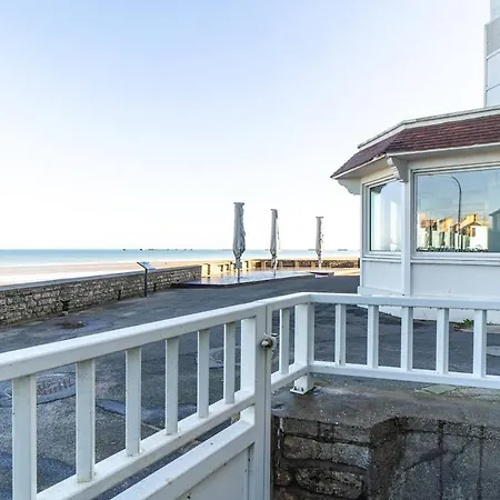Bellevue With Panoramic Sea View ارومانش لي بان